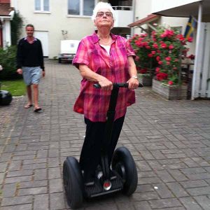 Segway dam är cool men vill inte köra race